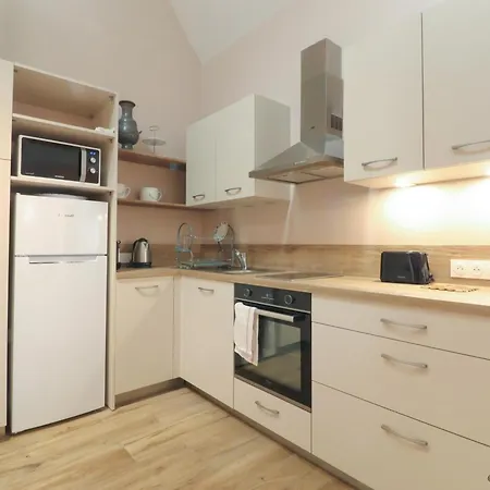 Maison Restauree Dans Elevage De Chevaux, Wifi, Animaux Admis - Fr-1-497-239